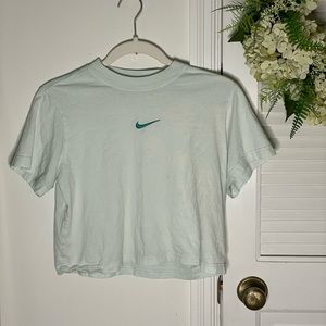 Nike tee